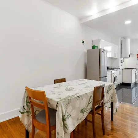 Guest house Arroios - Third Floor Lisbon