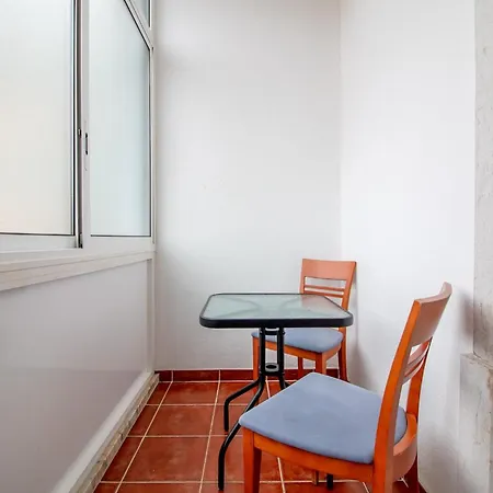 Arroios - Third Floor بيت ضيافة *